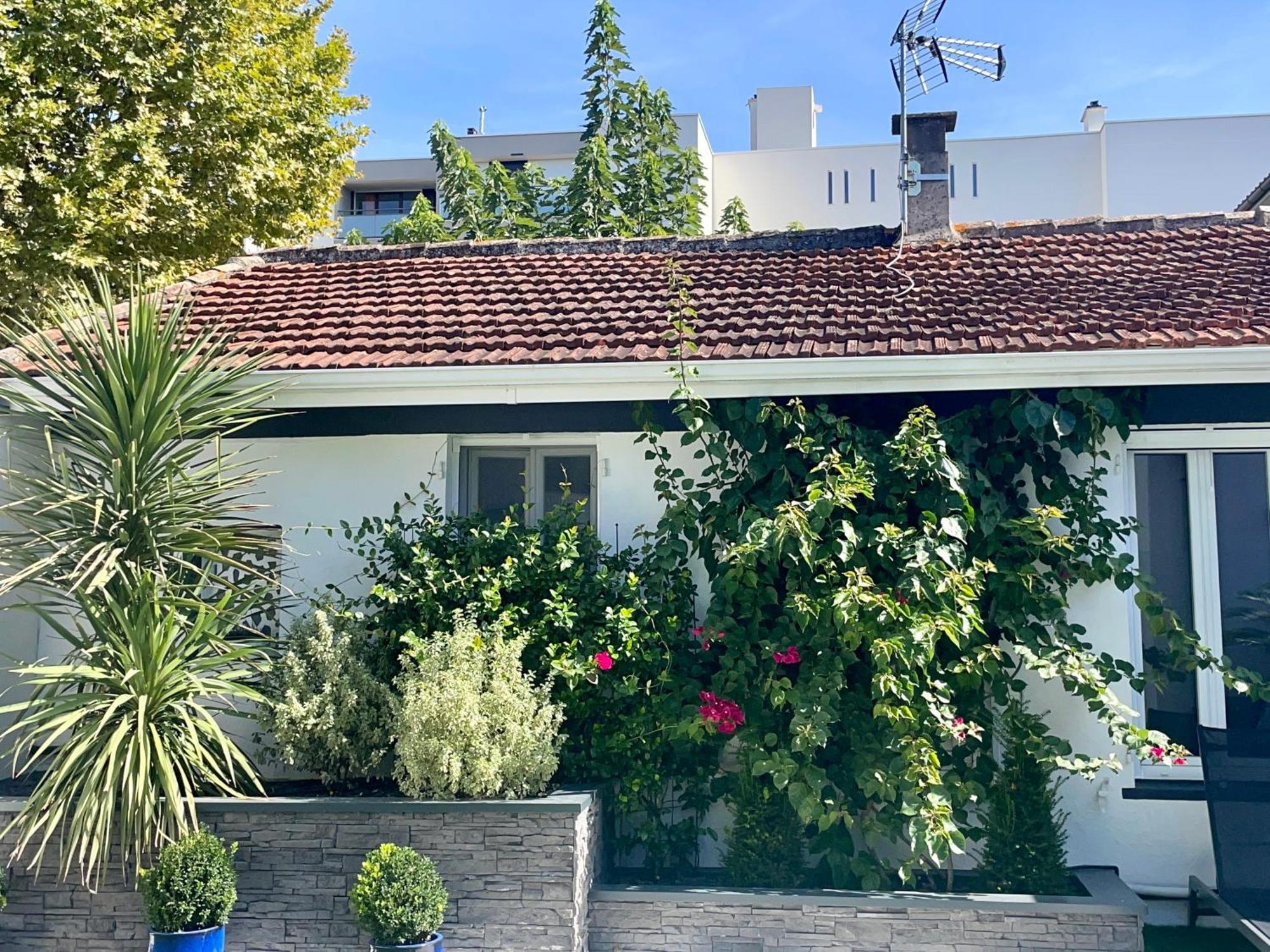 Maison D'Hotes Romarine Le Bouscat Esterno foto